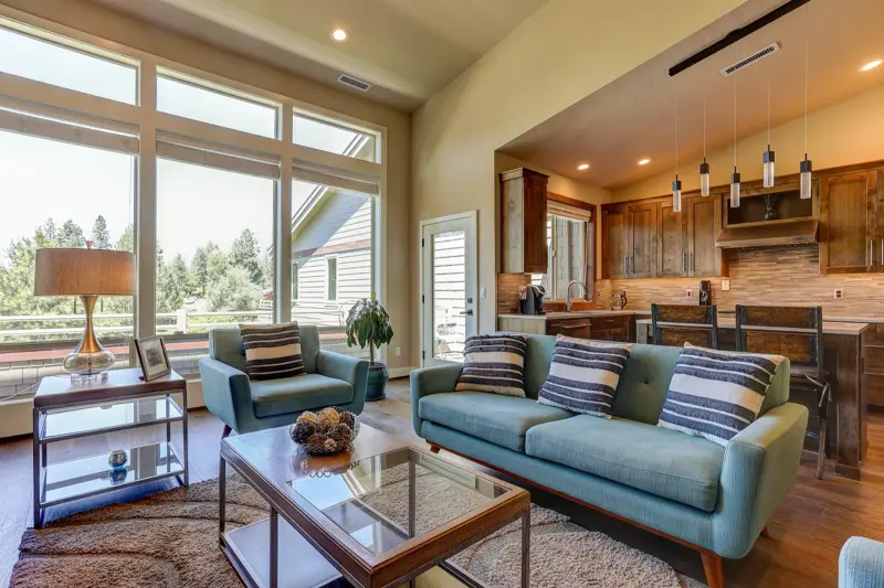 Gourmet kitchen real estate photo — Bend Oregon listing photographer